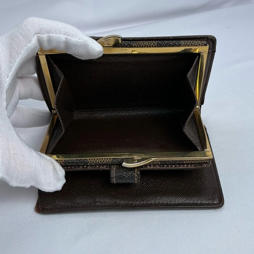 Louis Vuitton Damier Ebene Canvas Checkered Wallet kiss lock